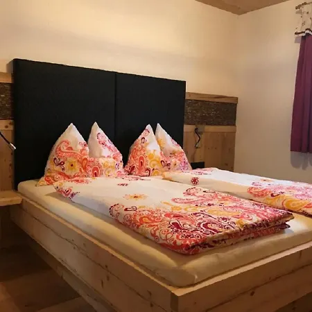 Apartment Hoellwarth *