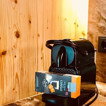 Hoellwarth アパート